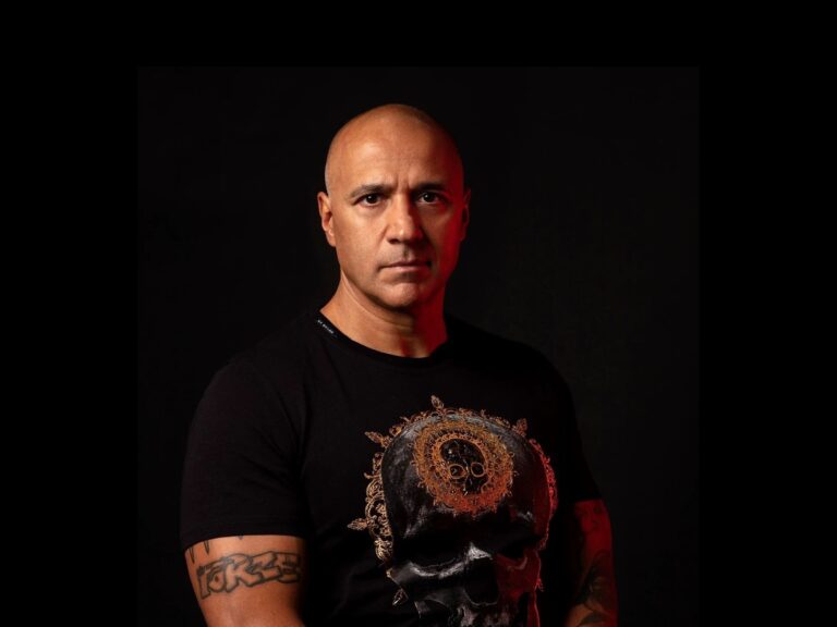 PAUL ELSTAK